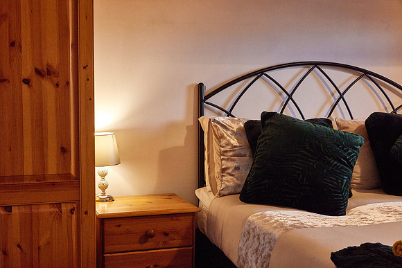 15westminster_close_HR7