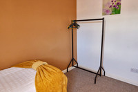 15westminster_close_HR16