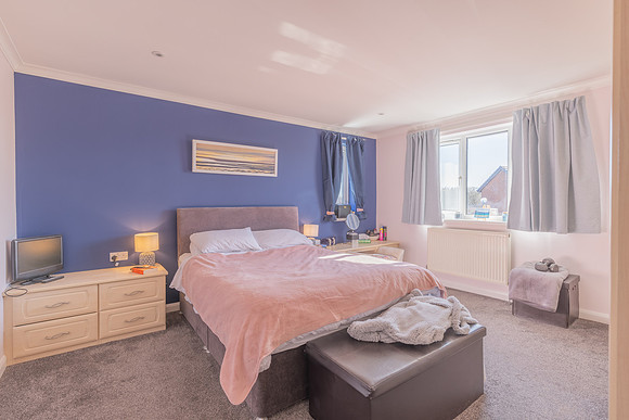 0E0A6972-HDR