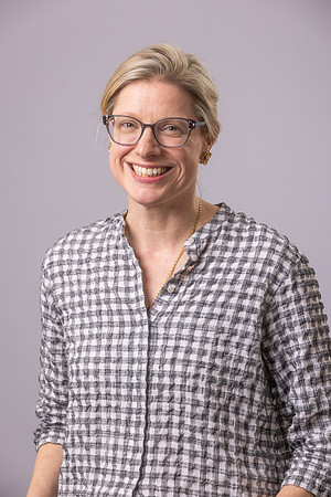 Claudine van Hensbergen (16)