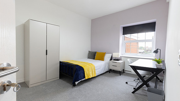 8 Westgate House - Booking + Expedia (43)