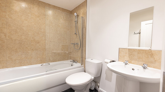 8 Westgate House - Booking + Expedia (66)