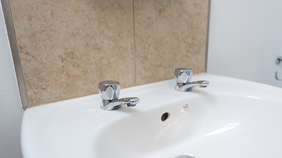 8 Westgate House - Booking + Expedia (87)
