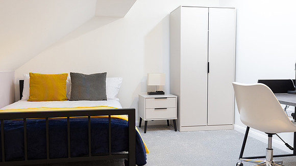 8 Westgate House - Booking + Expedia (111)