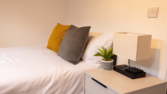 8 Westgate House - Booking + Expedia (116)