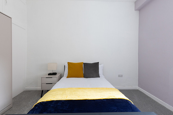 8 Westgate House - HR (20)