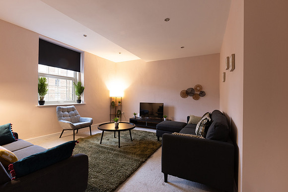 8 Westgate House - HR (1)