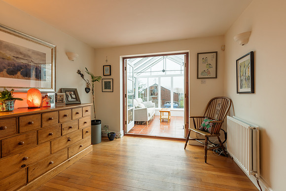 0E0A0402-HDR