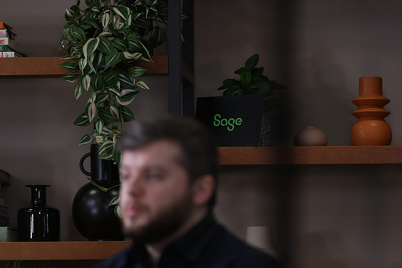 0E0A4923