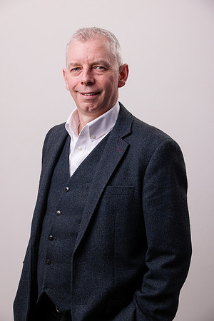 Robert Macintosh (2)