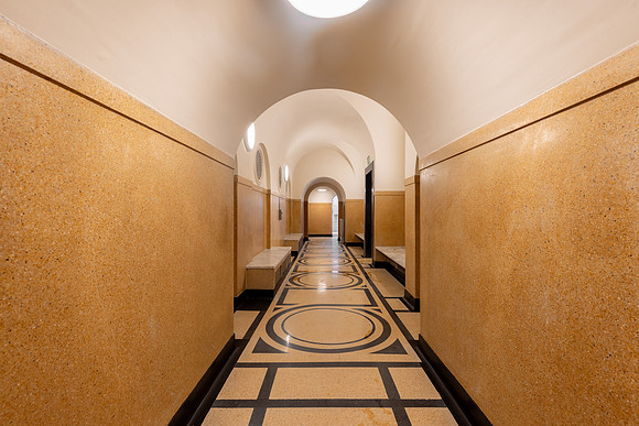 0E0A9440-HDR