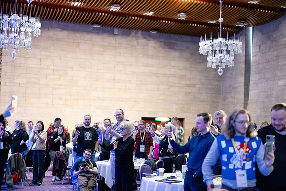 0E0A9545