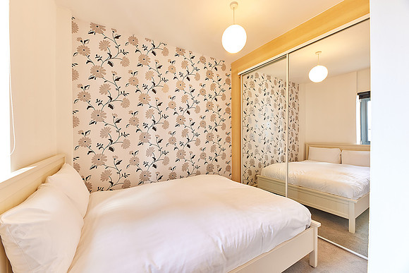2 Friars gate - Booking + Expedia  (2)