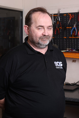 0E0A8406