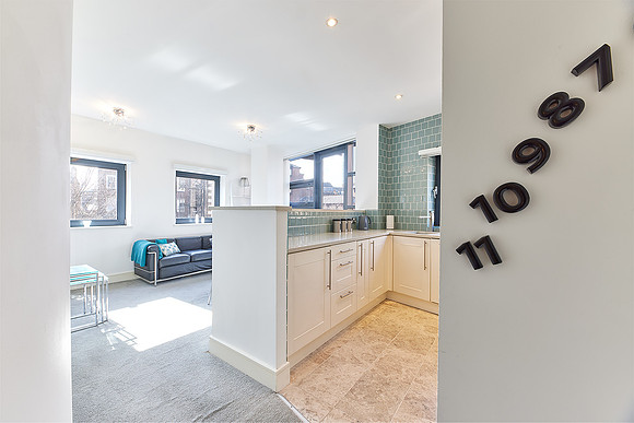 2 Friars gate - Booking + Expedia  (11)